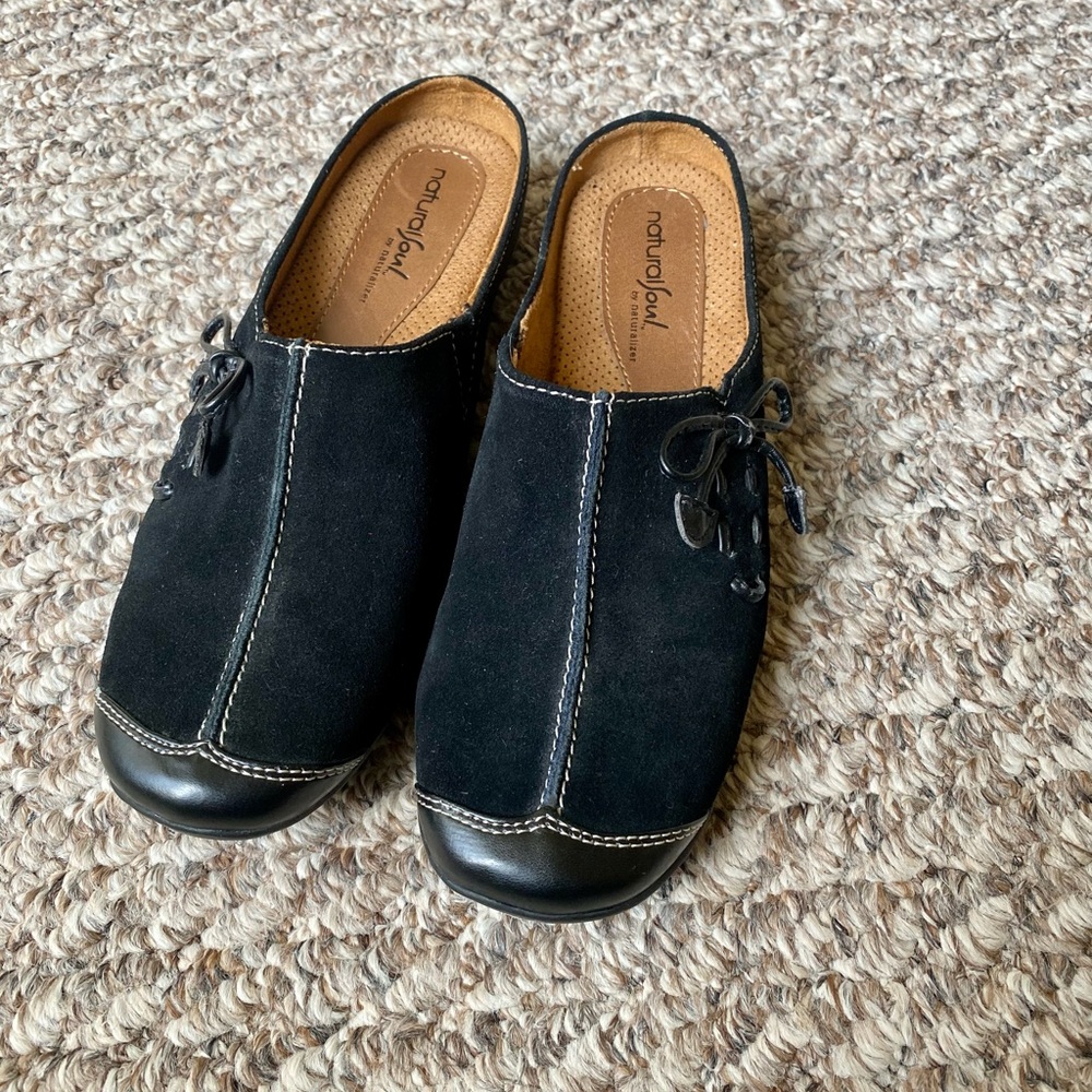 NaturalSoul Naturalizer Black Slip-On Clog shoes